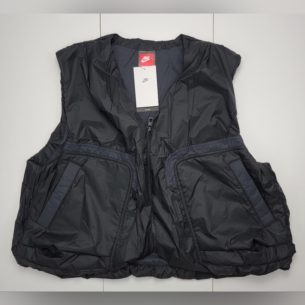 Nike Tech Woven Lightweight Vest Men’s Size Medium Black Loose HM4262-010 New